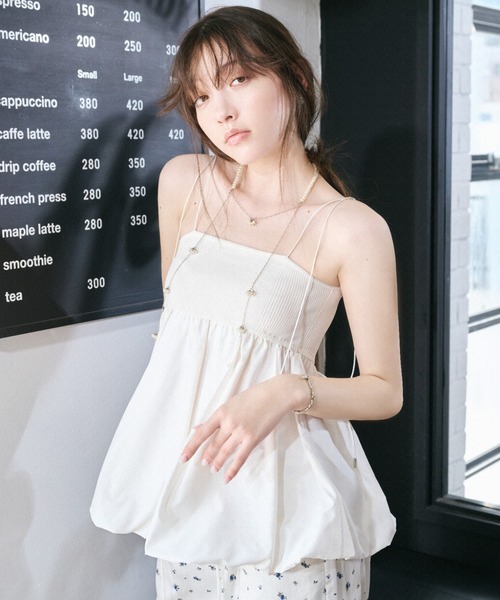 LILY BROWN（リリーブラウン）の「バルーンペプラムニットキャミソール