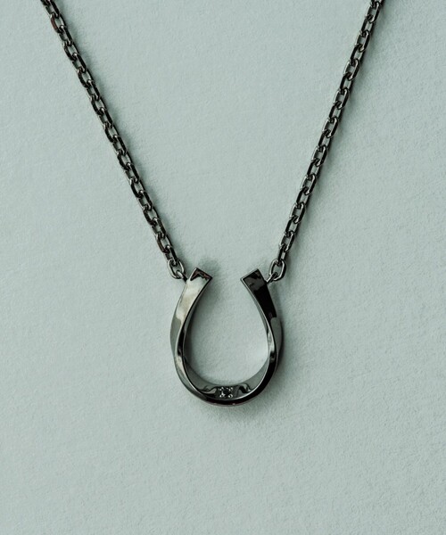 ete（エテ）の「○ホースシュー ブラックダイヤモンド ネックレス