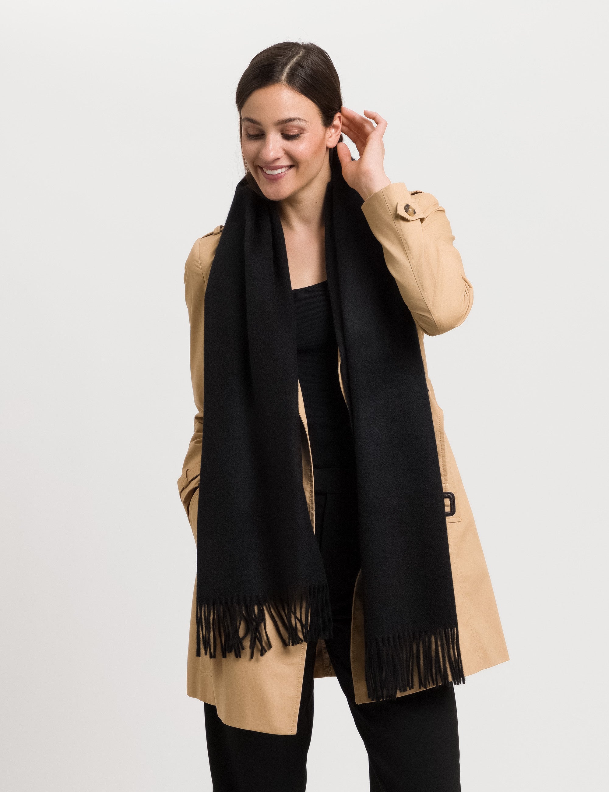 FRAAS Signature Solid Colour Cashmere Woven Scarf – FRAAS Canada