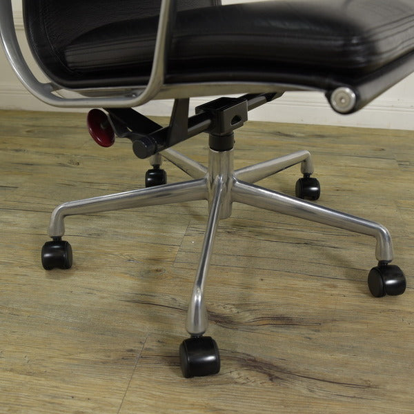 ハーマン・ミラー Herman Miller / USA イームズソフトパッドグループ