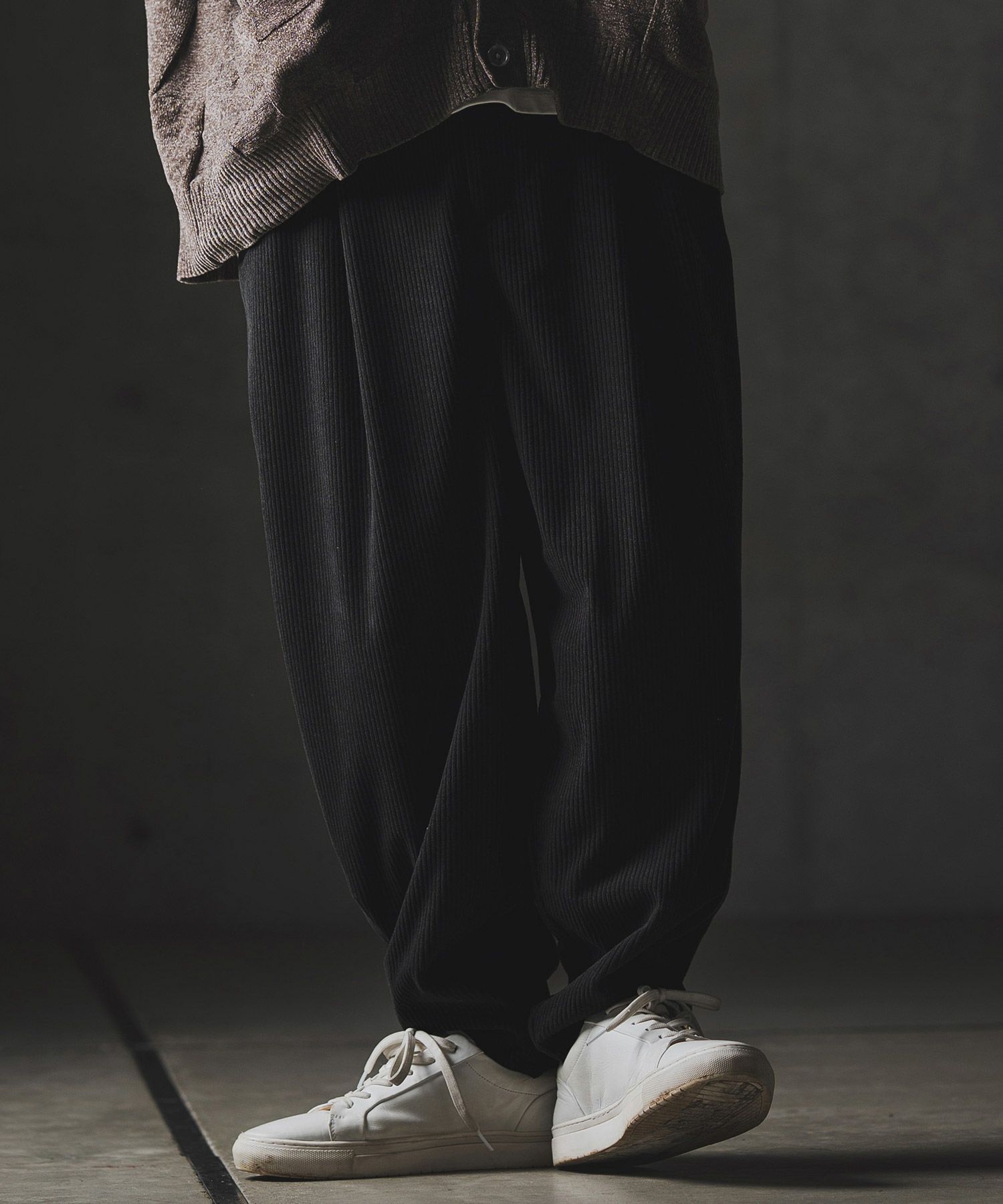 GLIMCLAP(グリムクラップ)】Balloon wide pants-Wide-wale corduroy