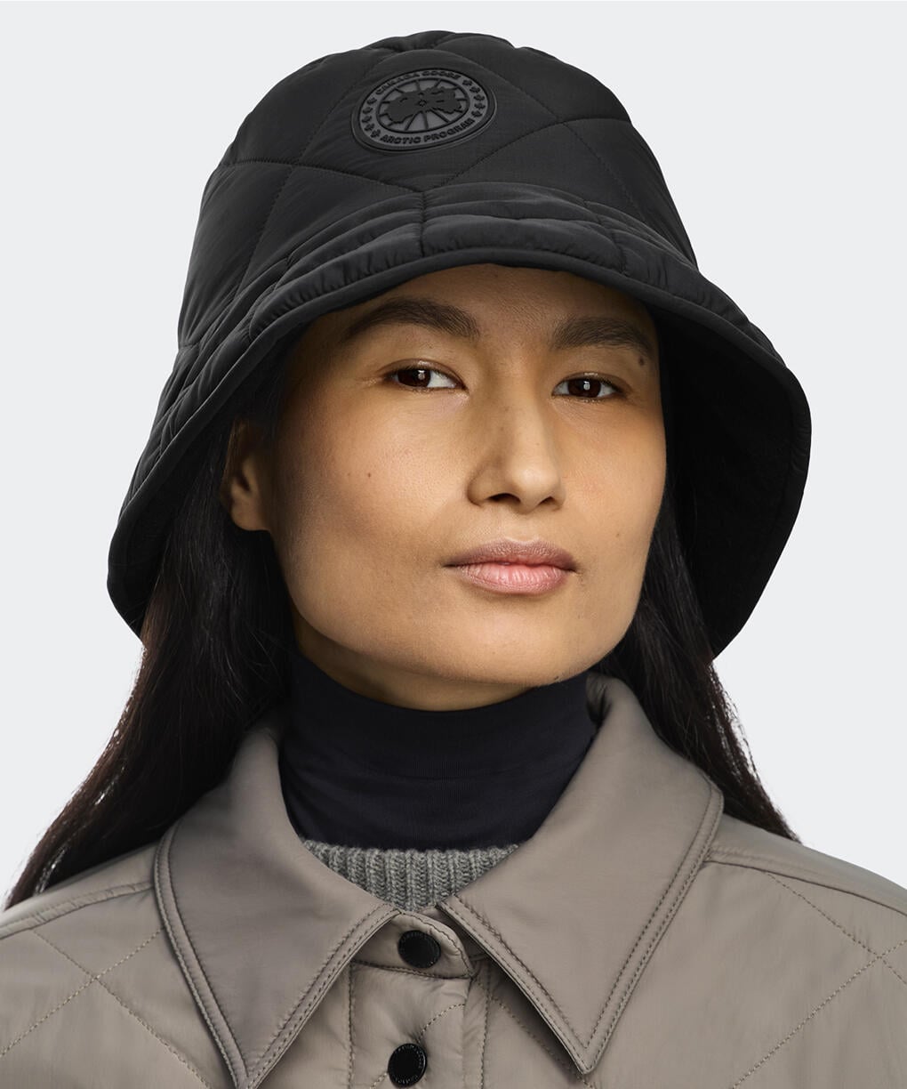 パッファー リバーシブル バケット ハット(6888U)｜カナダグース