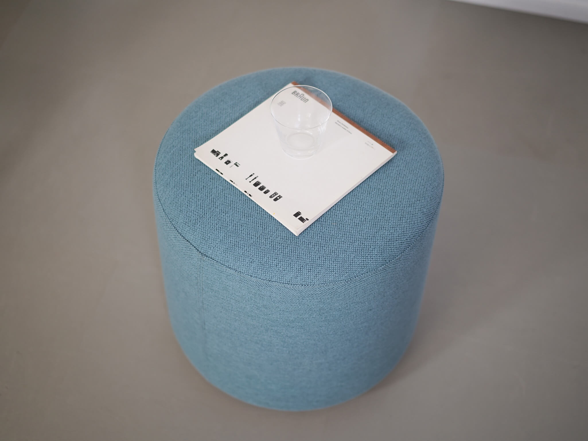 エレファント プーフ タスク スツール オットマン キャスター付