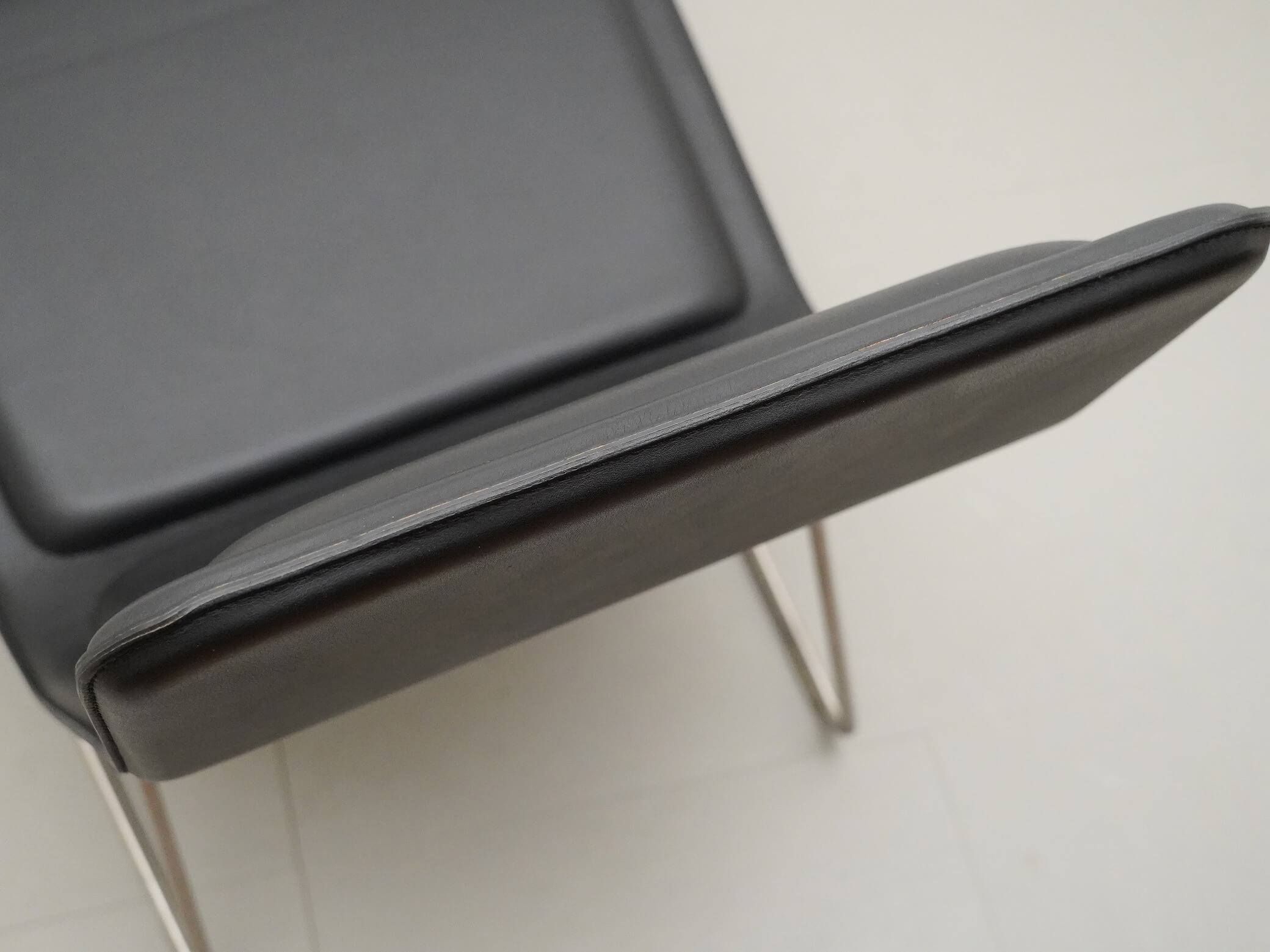 ローパッド ラウンジチェア ① ジャスパー・モリソン カッペリーニ