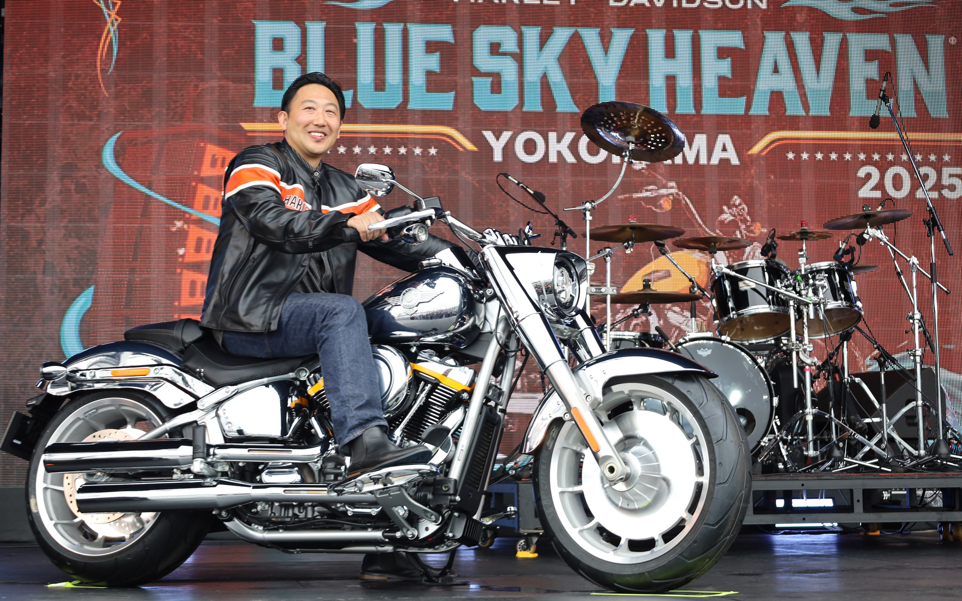 ハーレーダビッドソン、世界限定1990台の「ファットボーイ グレイ