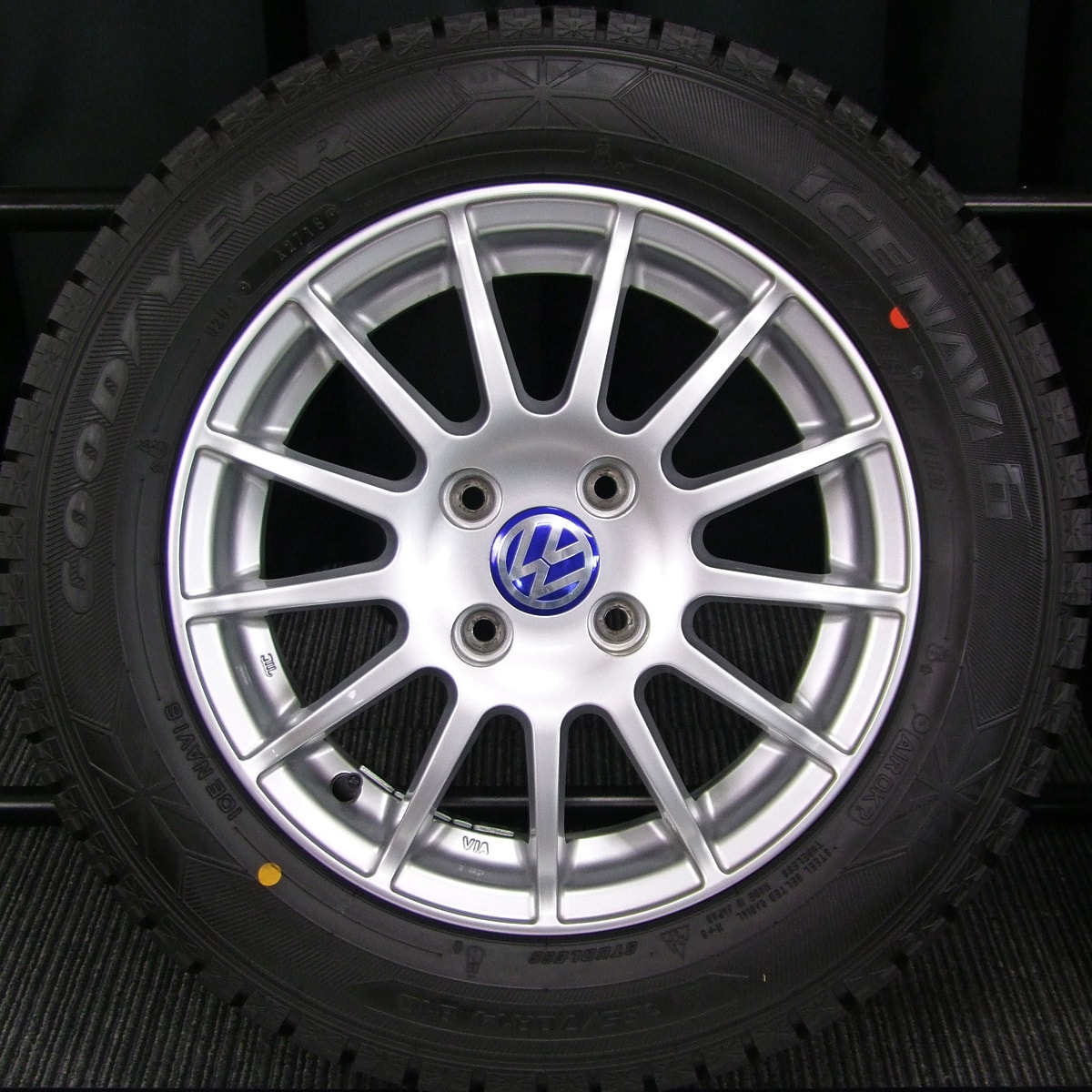 WEDS (ウェッズ) IRVINE (アーヴィン) F01 14×5J(+35)PCD100-4H