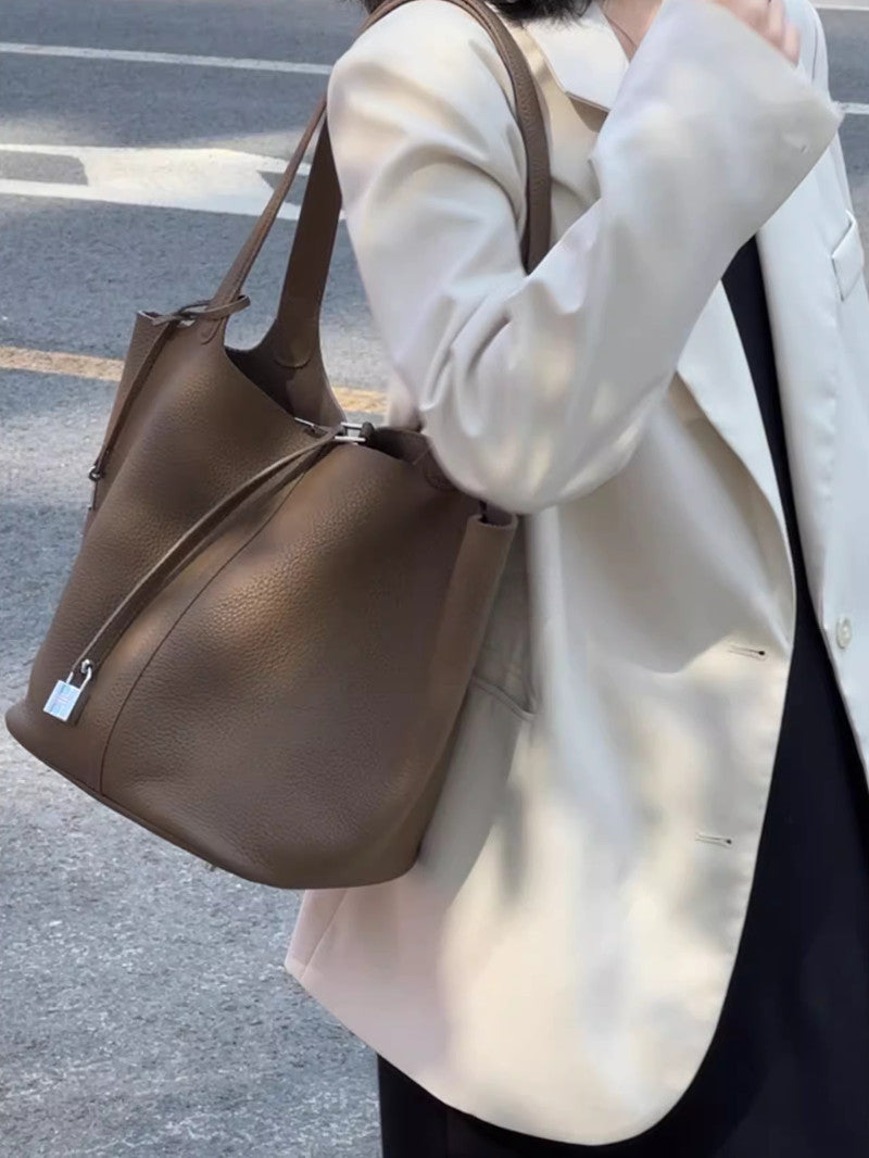 ピコタンGM風 本革キューブバッグ Lサイズ 26cm ブラック エトゥープ