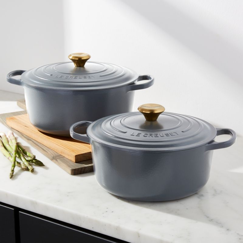 Le Creuset Signature Round 7.25-Qt. Graphite Grey Enameled Cast