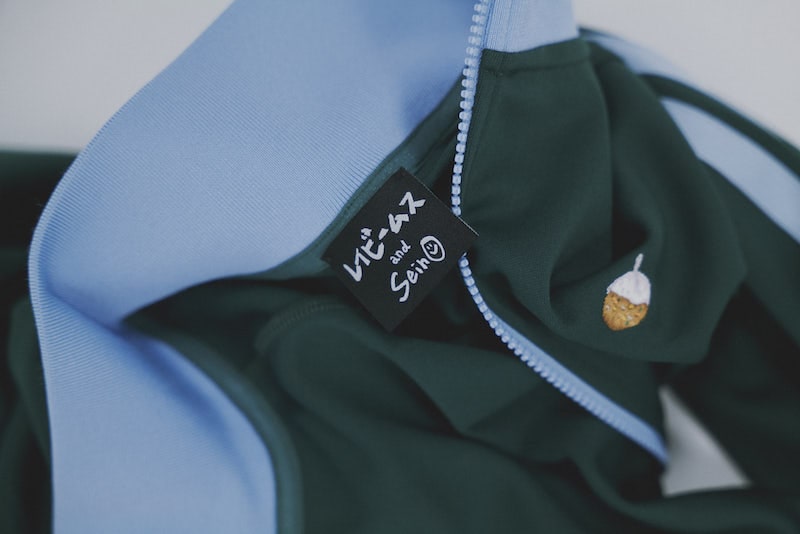 女優・清野菜名と〈Ray BEAMS〉のコラボレーション第2弾！｜BEAMS