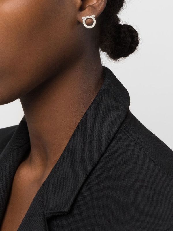 Ferragamo ガンチーニ クリスタル ピアス L | シルバートーン