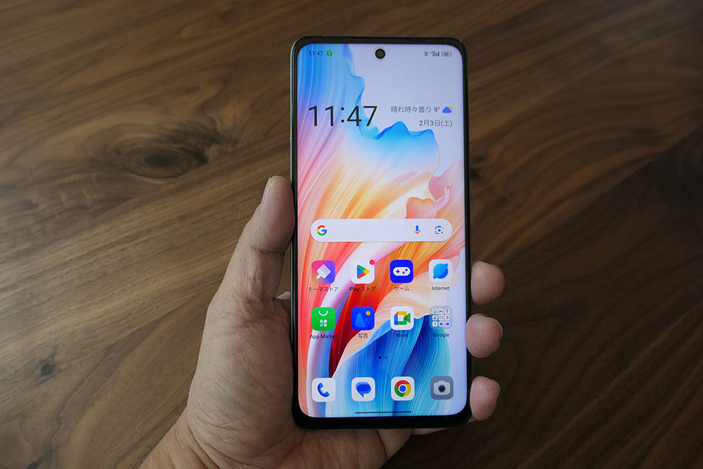 ミッドレンジのスマホと錯覚、3万円で購入できる満足度二重丸の「OPPO
