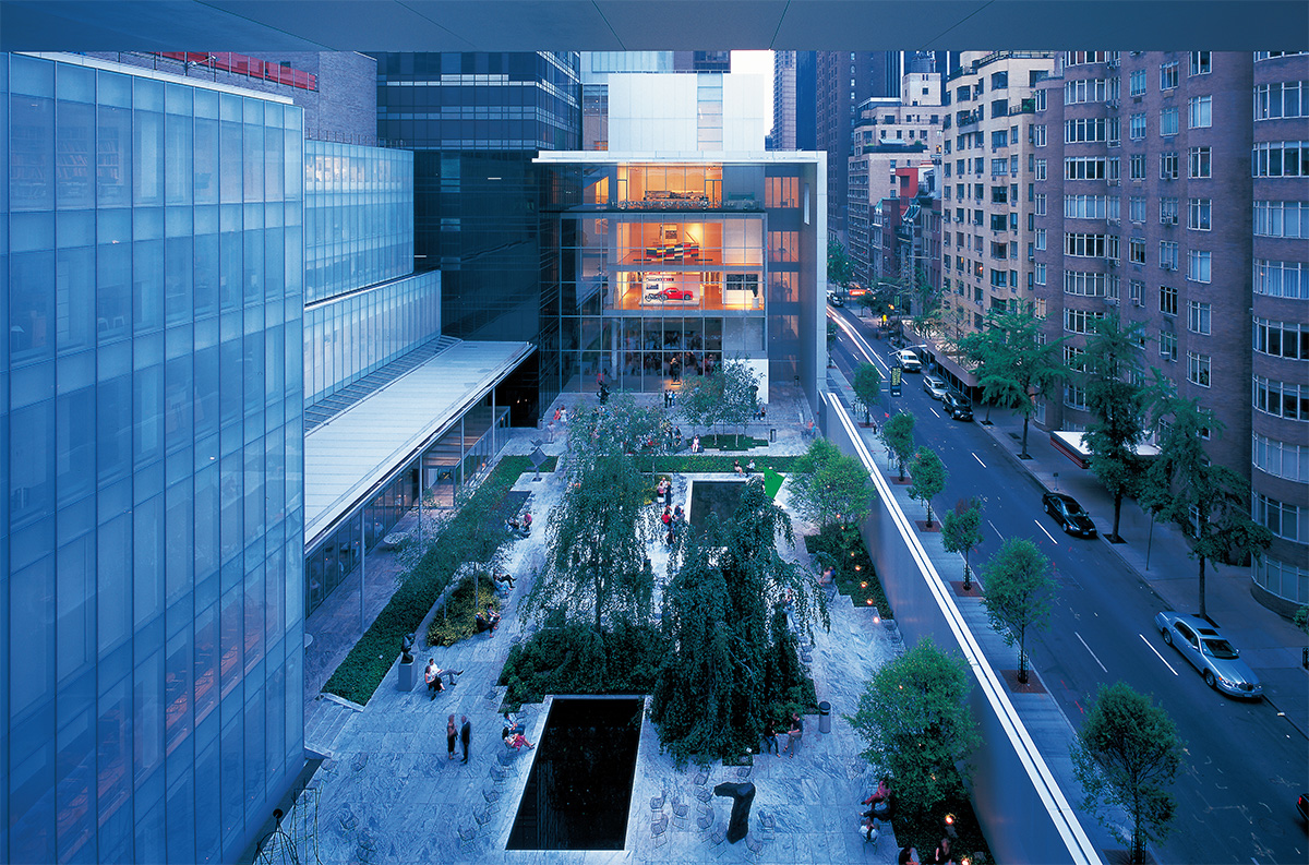 競争嫌いの谷口吉生がMoMAコンペで勝利、派手なライバルに「地味さ」で