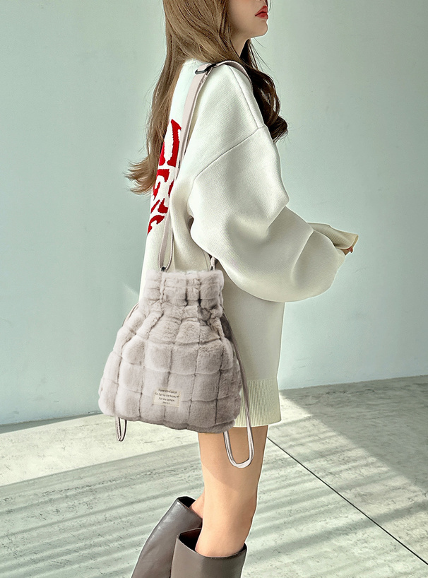 ファーショルダー巾着バッグ[tr707] | レディースファッション通販の