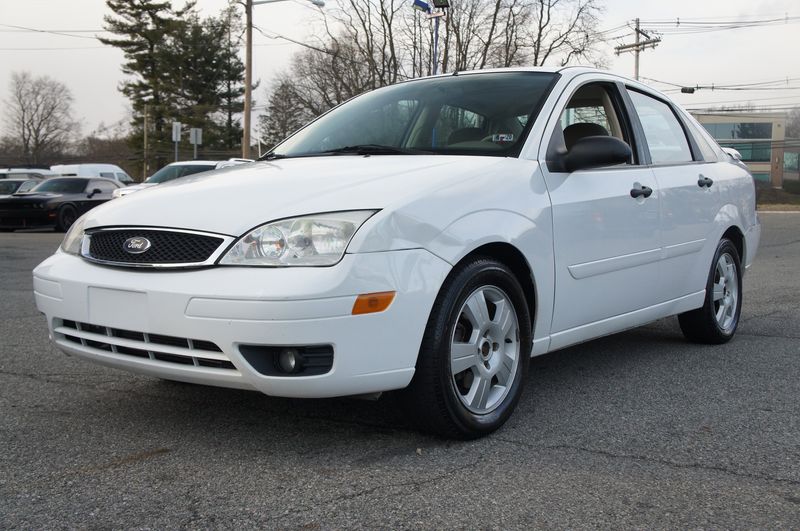 2007 Ford Focus ZX4 SES | Zoom Auto Group - Used Cars New Jersey