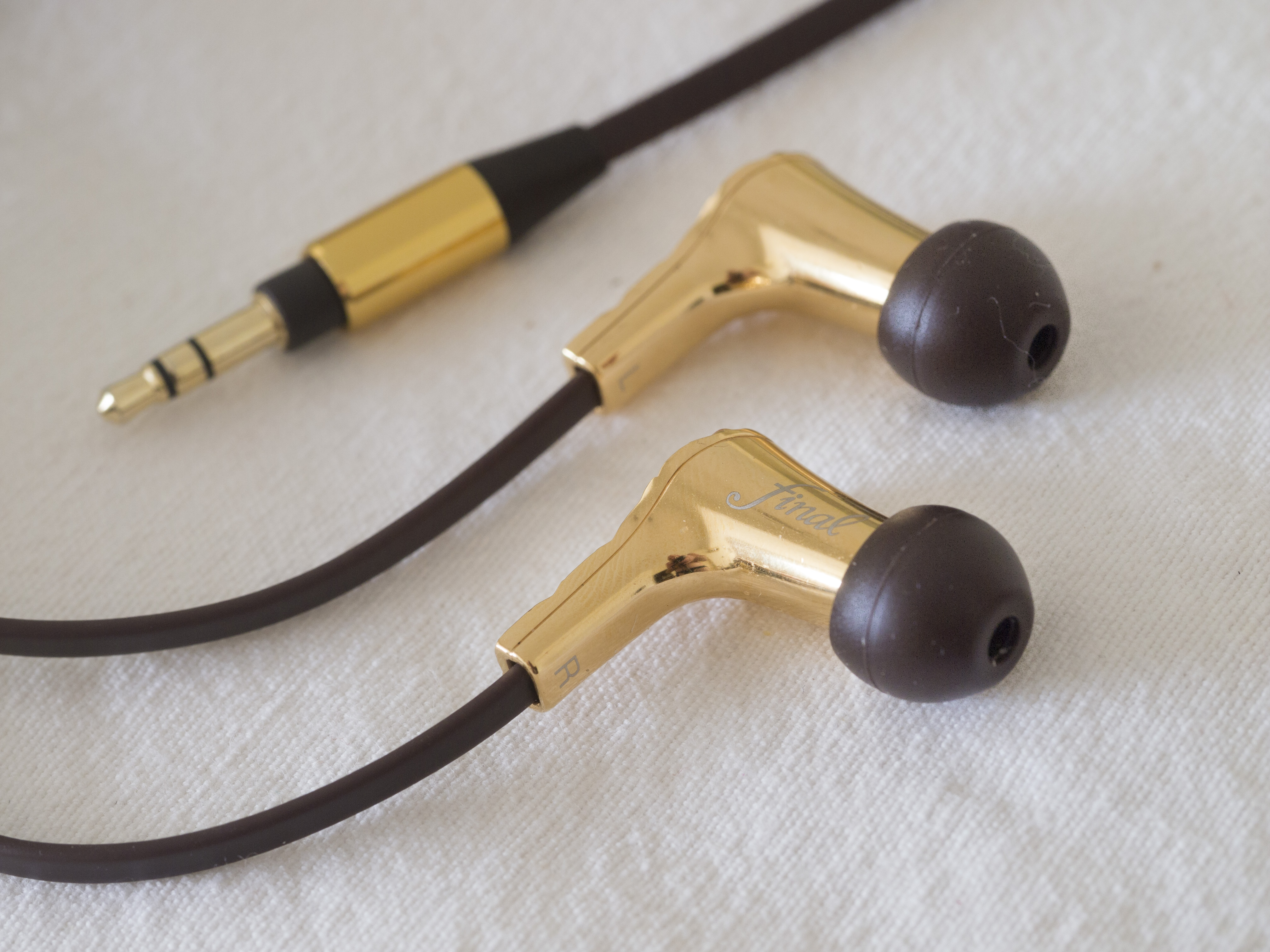 Review: Final Audio Design Heaven VII and VIII (many pictures