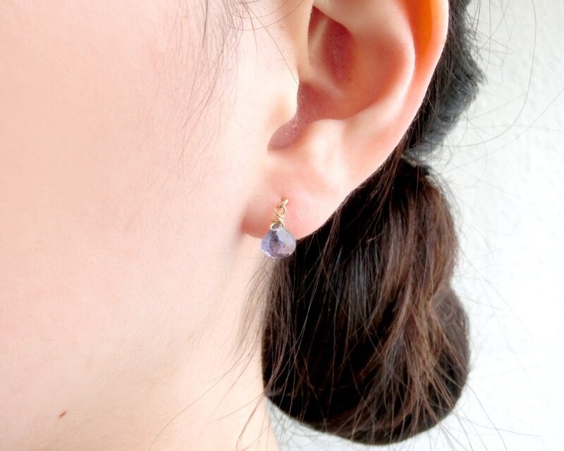 14kgf/アイオライトのマロン粒ピアス | iichi 日々の暮らしを心地よく