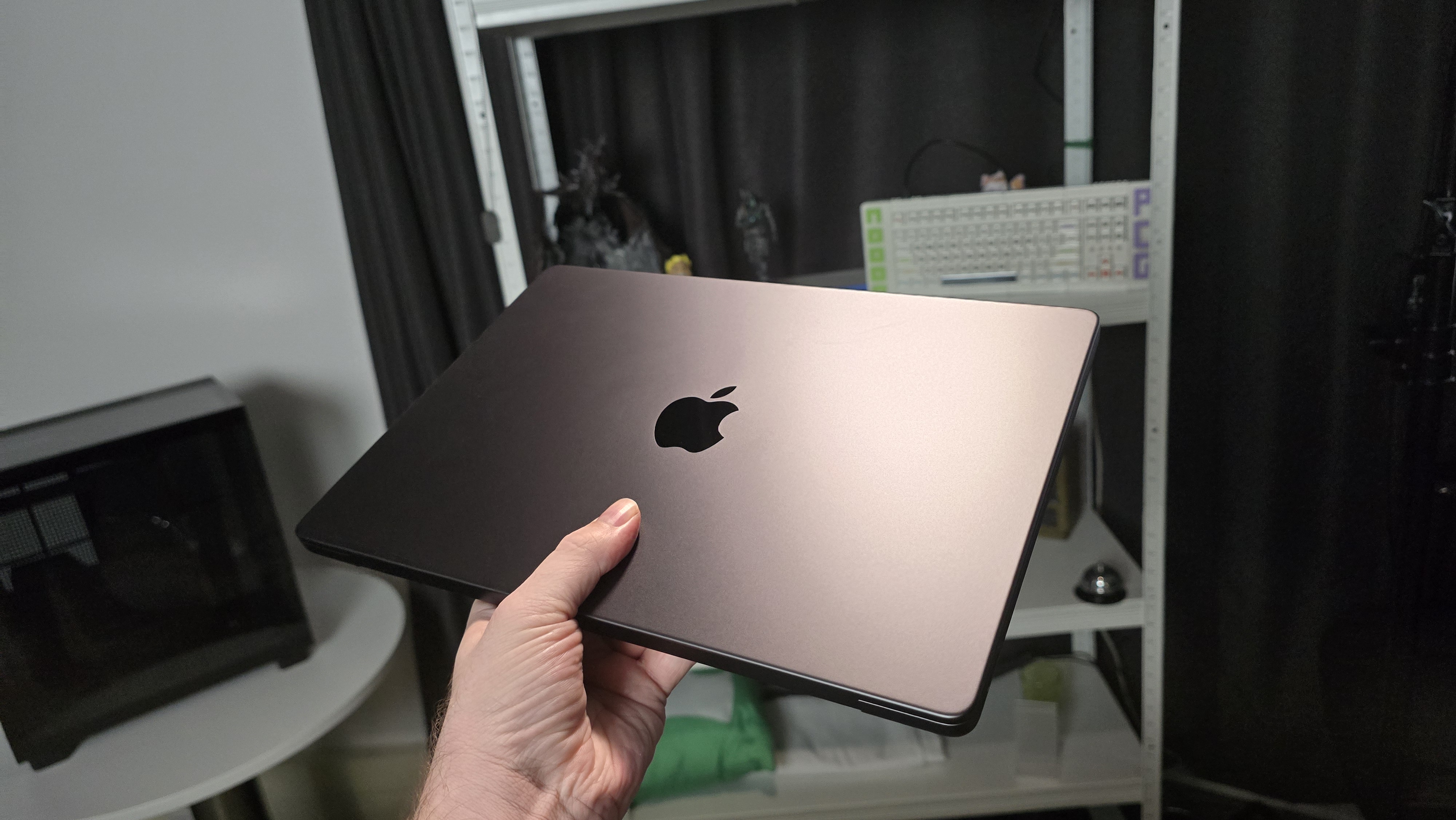 Apple MacBook Pro 14-inch (M5, 2025): a small upgrade unless you