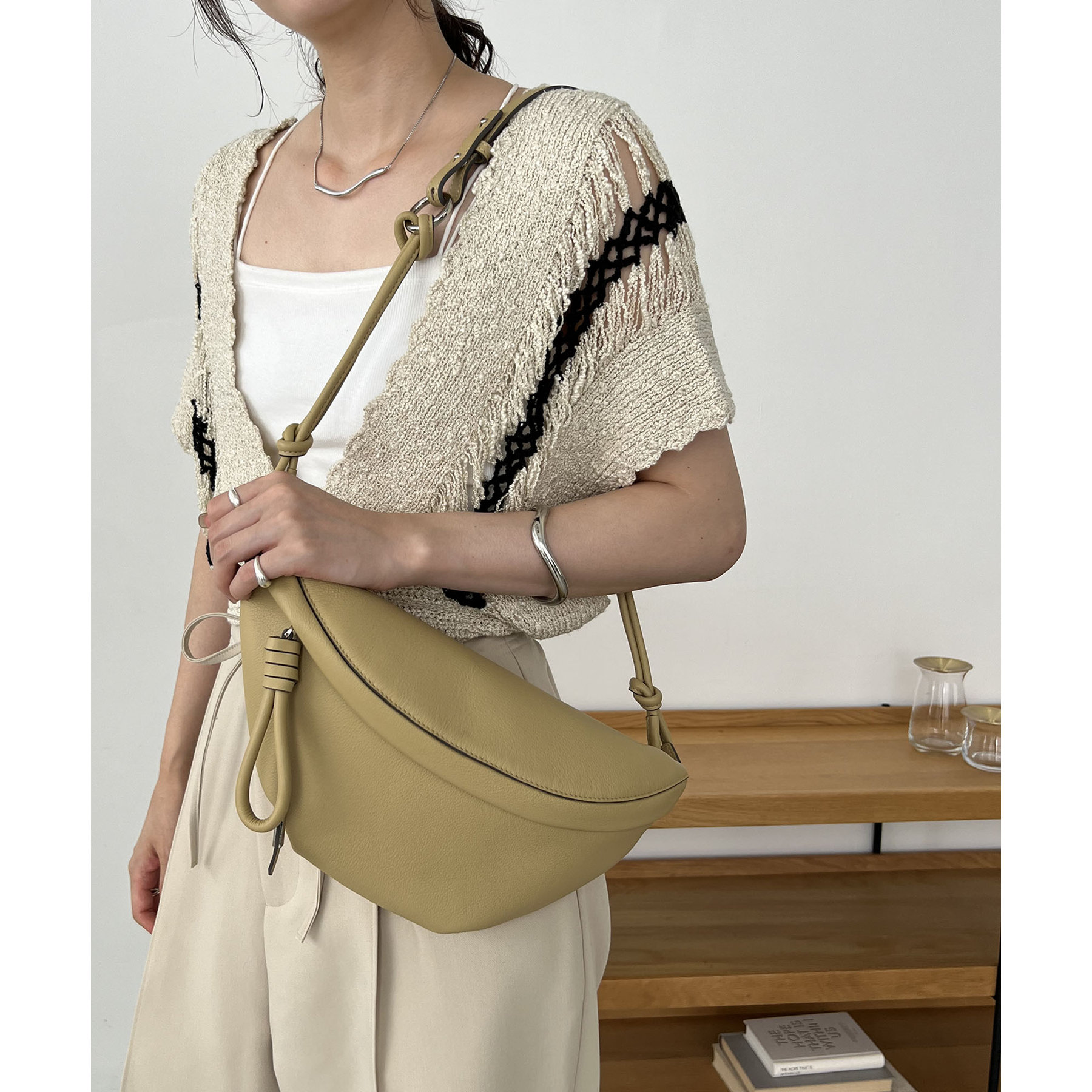 tov/トーヴ＞BUFF ボディバッグ | ファッション通販サイト NUGU