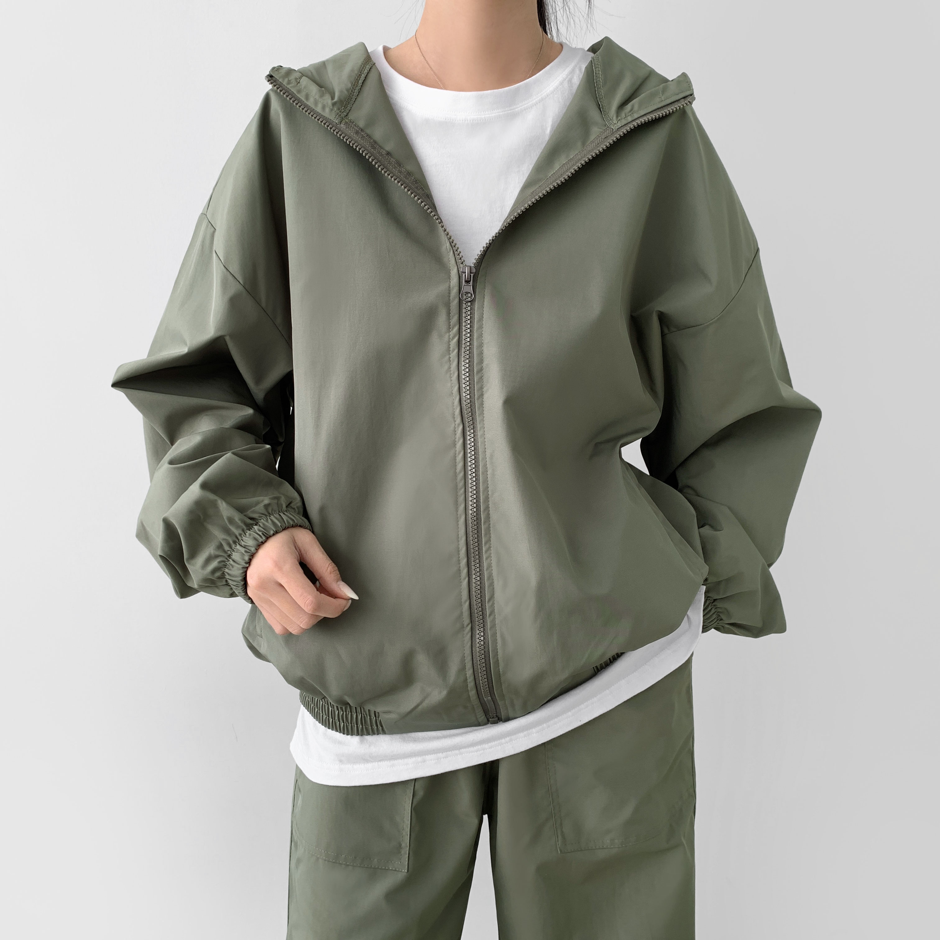 unisex] オーバーサイズハイネックウィンドブレーカー | ファッション