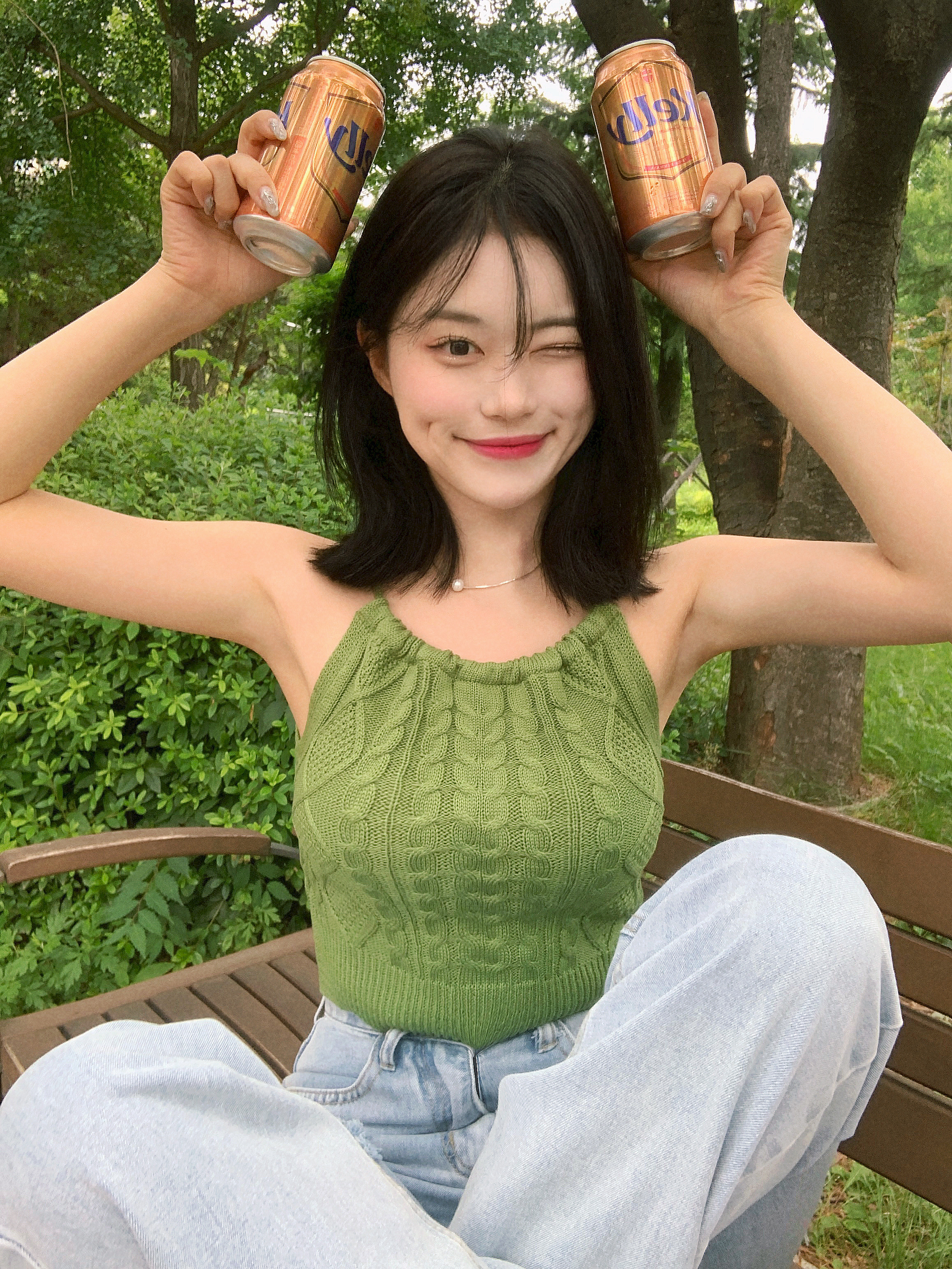 ツイストニットホルターネックノースリーブ (4color) | ファッション