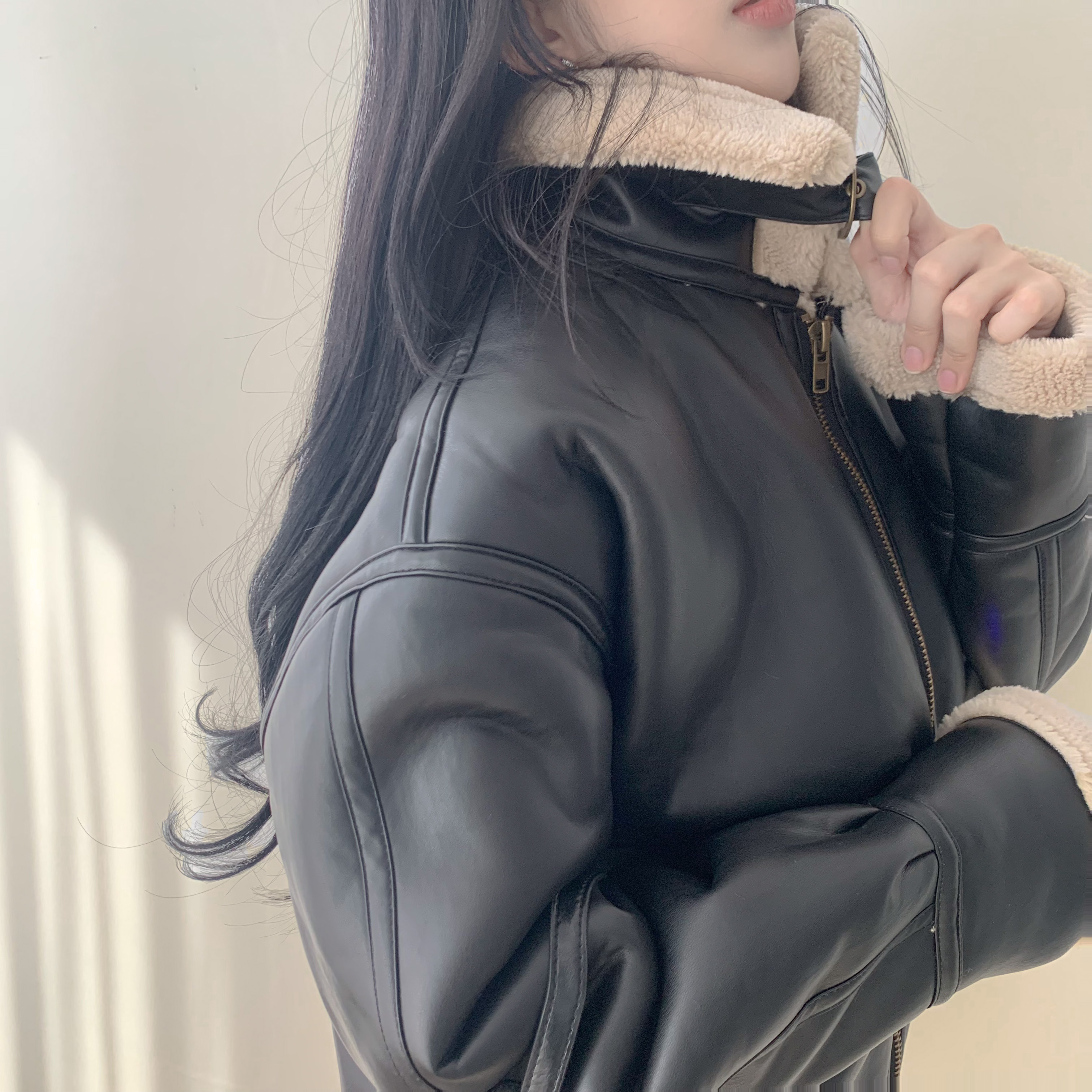 ハイネックヴィーガンレザームートンジャケット | ファッション通販