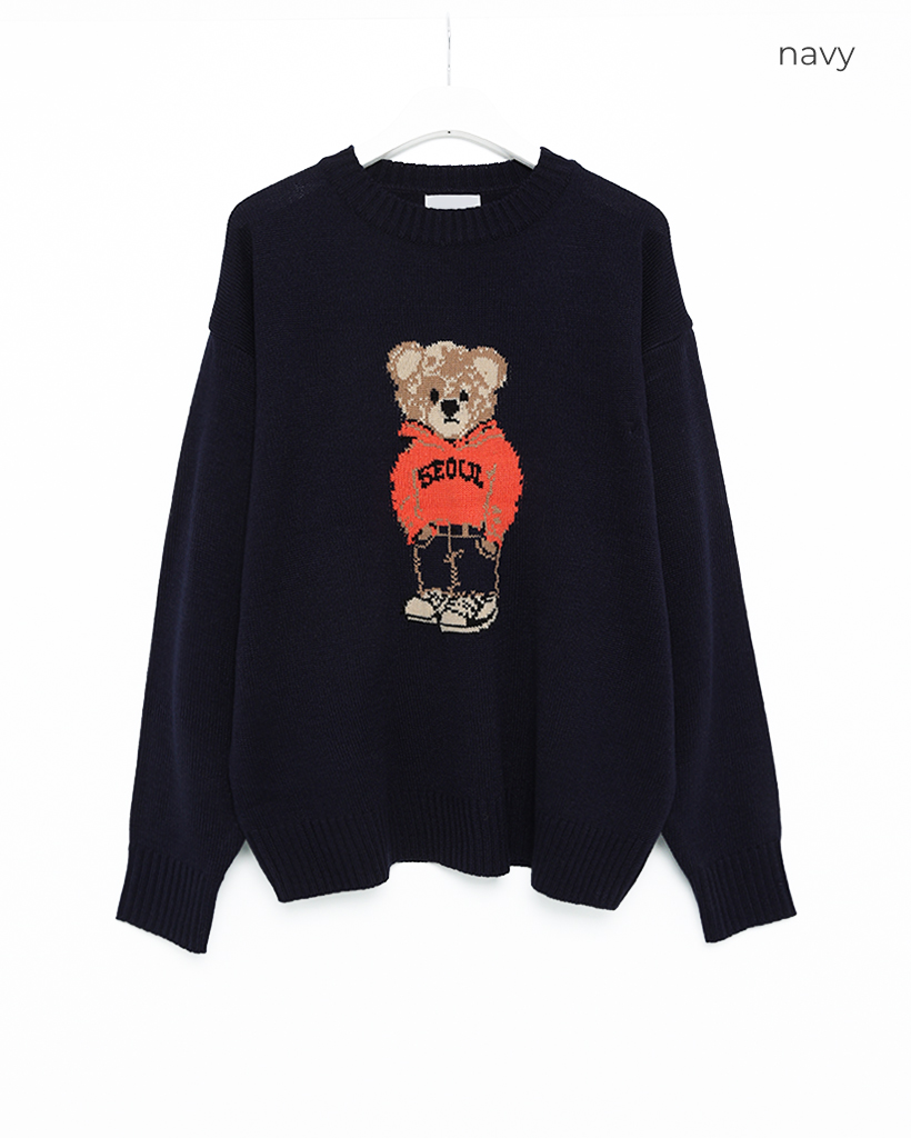 ユニセックス）クマラウンドネックニット | ファッション通販サイト NUGU