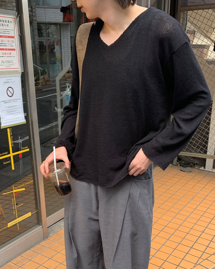 シアーVネックニット | ファッション通販サイト NUGU