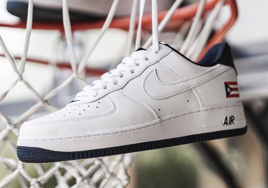 スニダンで購入可】NIKE AIR FORCE 1 