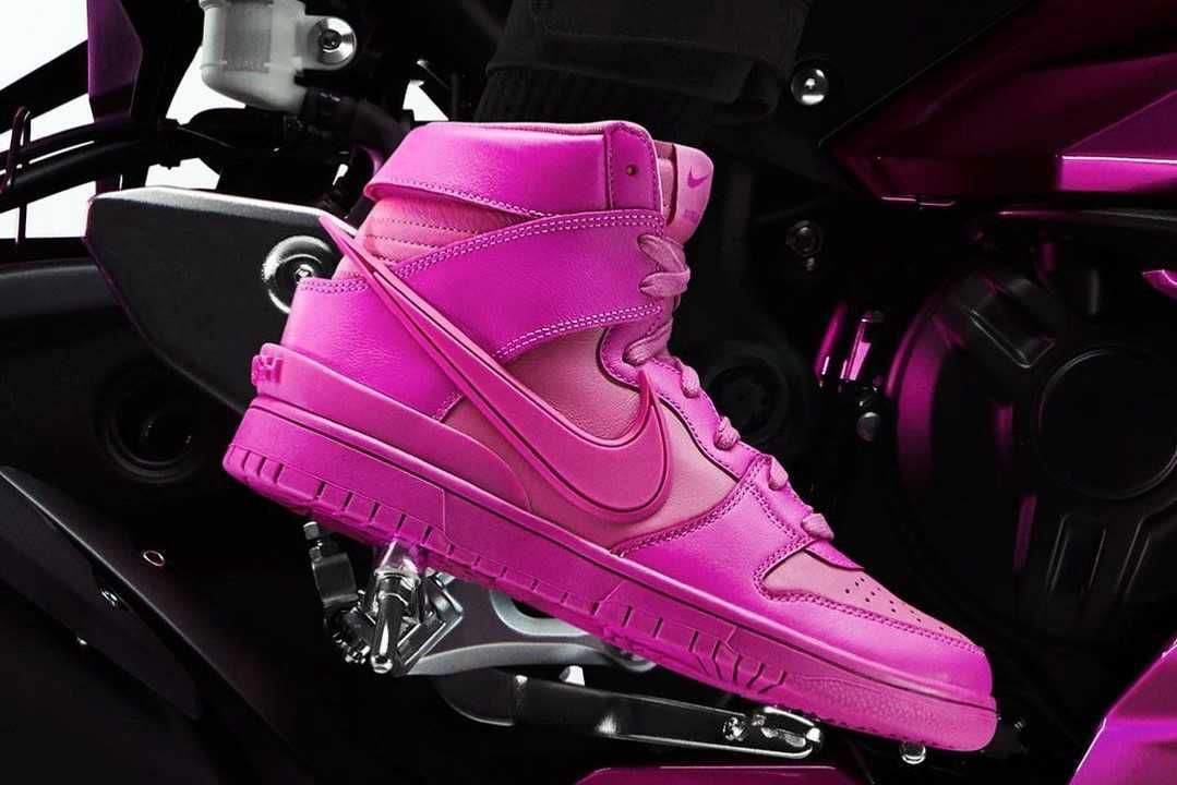 スニダンで購入可】AMBUSH × NIKE DUNK HIGH 2COLORS 抽選/定価/販売