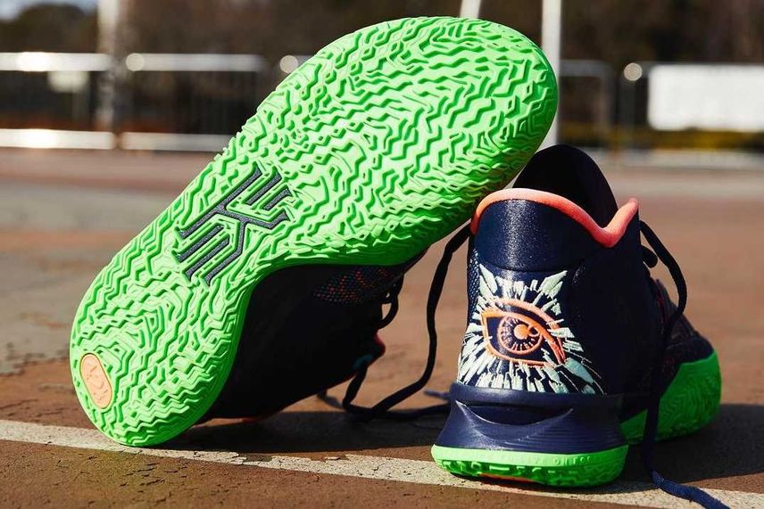 Nike Kyrie 7 