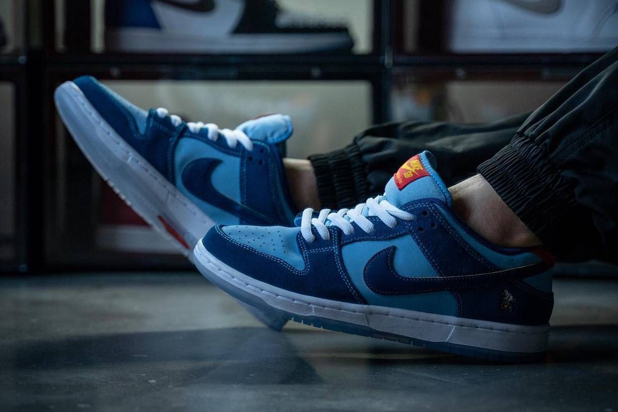 スニダンで購入可｜Why So Sad? × Nike SB Dunk Low 