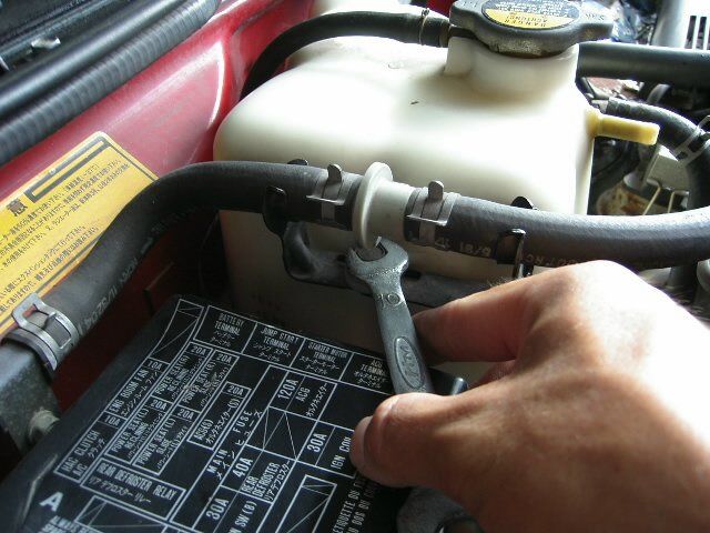 NSXタイプR用 ラジエターサブタンクカバー取り付け！（ホンダ NSX・NA