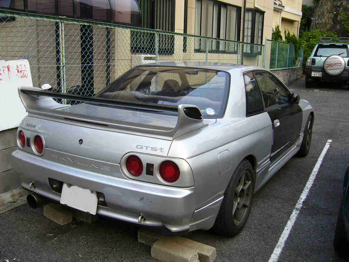 不明 R33タイプ社外リアウィング のパーツレビュー | スカイライン