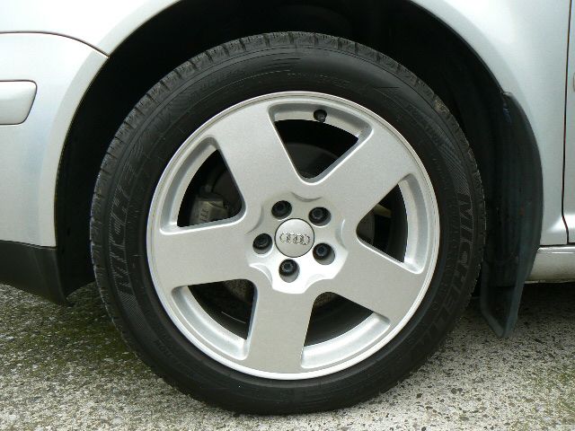Audi純正(アウディ) Audi TT純正16インチホイール のパーツ