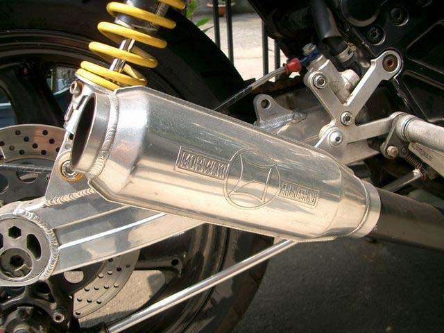 モリワキ モナカ のパーツレビュー | ゼファー400(ch_master＠NRS