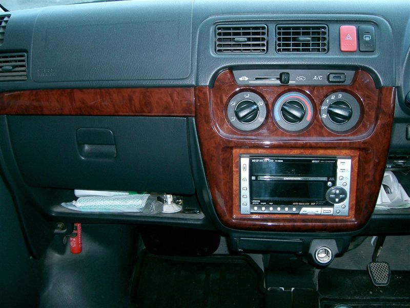 ホンダ純正 バモス用木目調センターパネル のパーツレビュー