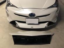 NOBLESSE マークレスグリルガーニッシュ のパーツレビュー | プリウス