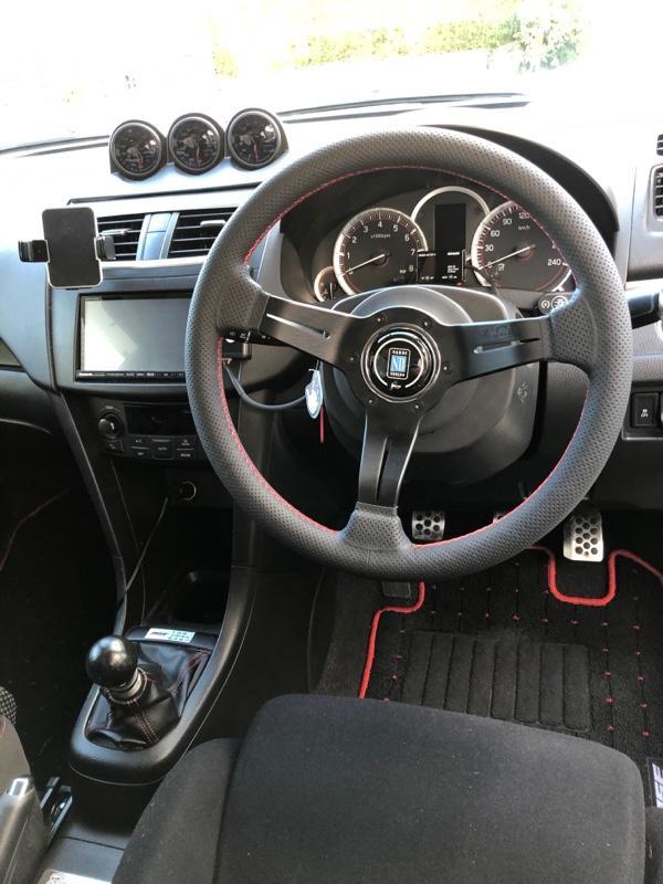 NARDI CLASSIC LEATHER SPORTS TYPE ラリー パンチングレザー レッド