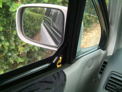 フロントドア用 網戸（マツダ ボンゴフレンディ）by KONI（コニー