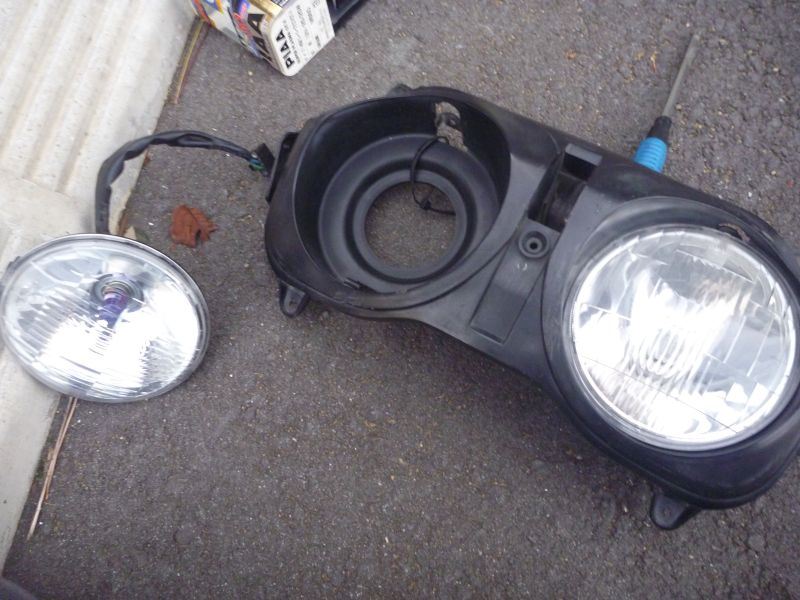 ライトバルブ交換（ホンダ NS-1）by もりカズ - みんカラ
