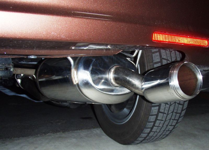 無限マフラー取り付け（ホンダ モビリオスパイク）by Cha-spa - みんカラ