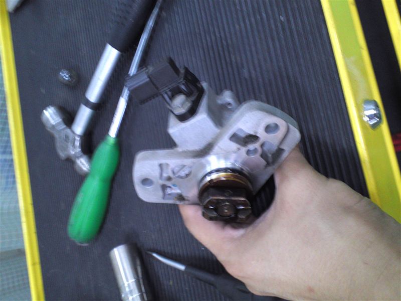 カム角センサーASSY交換。（スバル プレオ・RA/RV）by 嶺來 - みんカラ