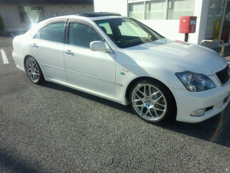 ｻﾝﾙｰﾌﾊﾞｲｻﾞｰ＆ﾌｪﾝﾀﾞｰﾓｰﾙ取り外し（トヨタ クラウンアスリート・S180系