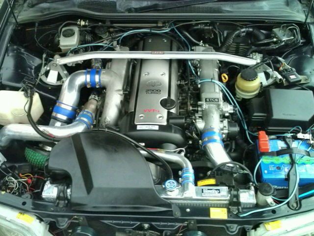 ｴﾝｼﾞﾝｶﾊﾞｰ塗装（トヨタ チェイサー・X100系）by †JOKER99† - みんカラ