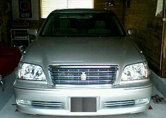 17クラウンアスリート後期 フロントグリルエンブレム（トヨタ クラウン