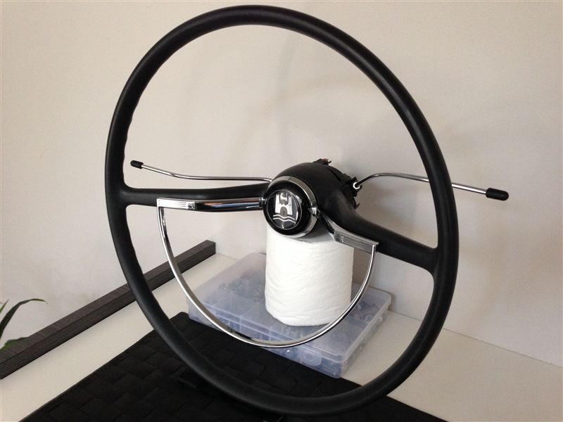 高年式に低年式専用ステアリング（フォルクスワーゲン ビートル）by Ed