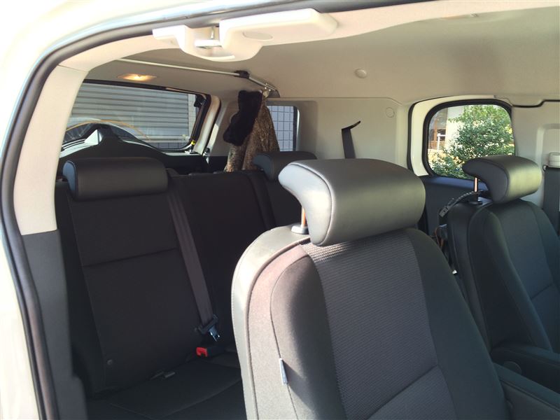 リヤ用ヘッドレストの増殖 他（トヨタ FJクルーザー・GSJ15W）by Z乗り