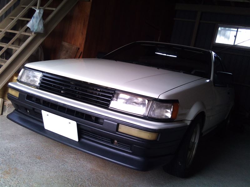 AE86 レビン トヨタ純正 前期GTグリル取り付け（トヨタ カローラレビン