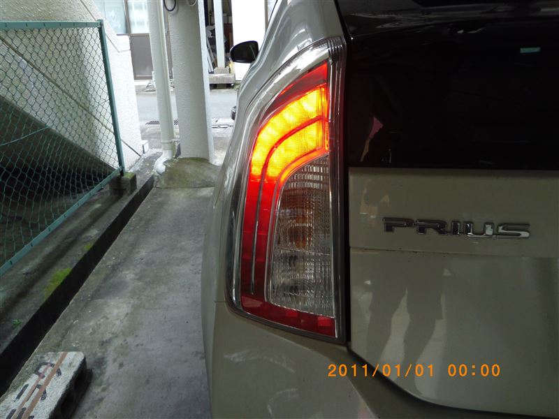 30プリウス後期 テールランプ全灯化（トヨタ プリウス・30系）by たー