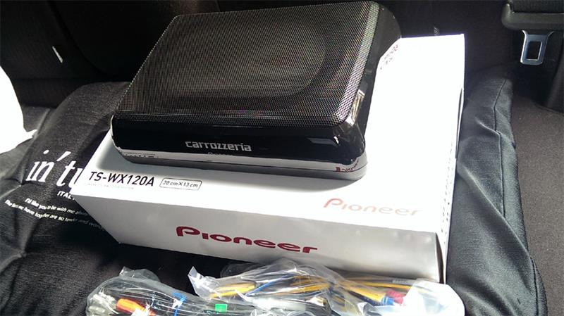 carrozzeriaパワードサブウーファーTS-WX120A（トヨタ アクア）by